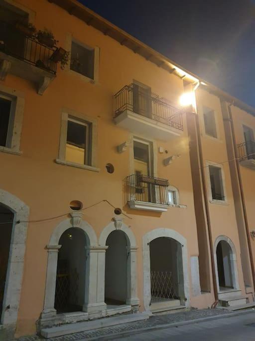Casa Vacanze Donna Lucia Castel Di Sangro Exteriér fotografie