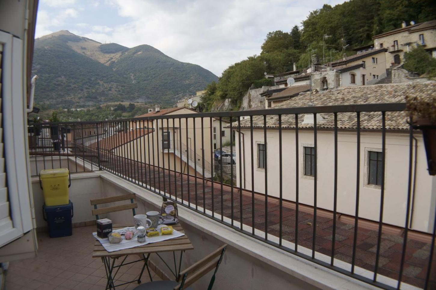Casa Vacanze Donna Lucia Castel Di Sangro Exteriér fotografie