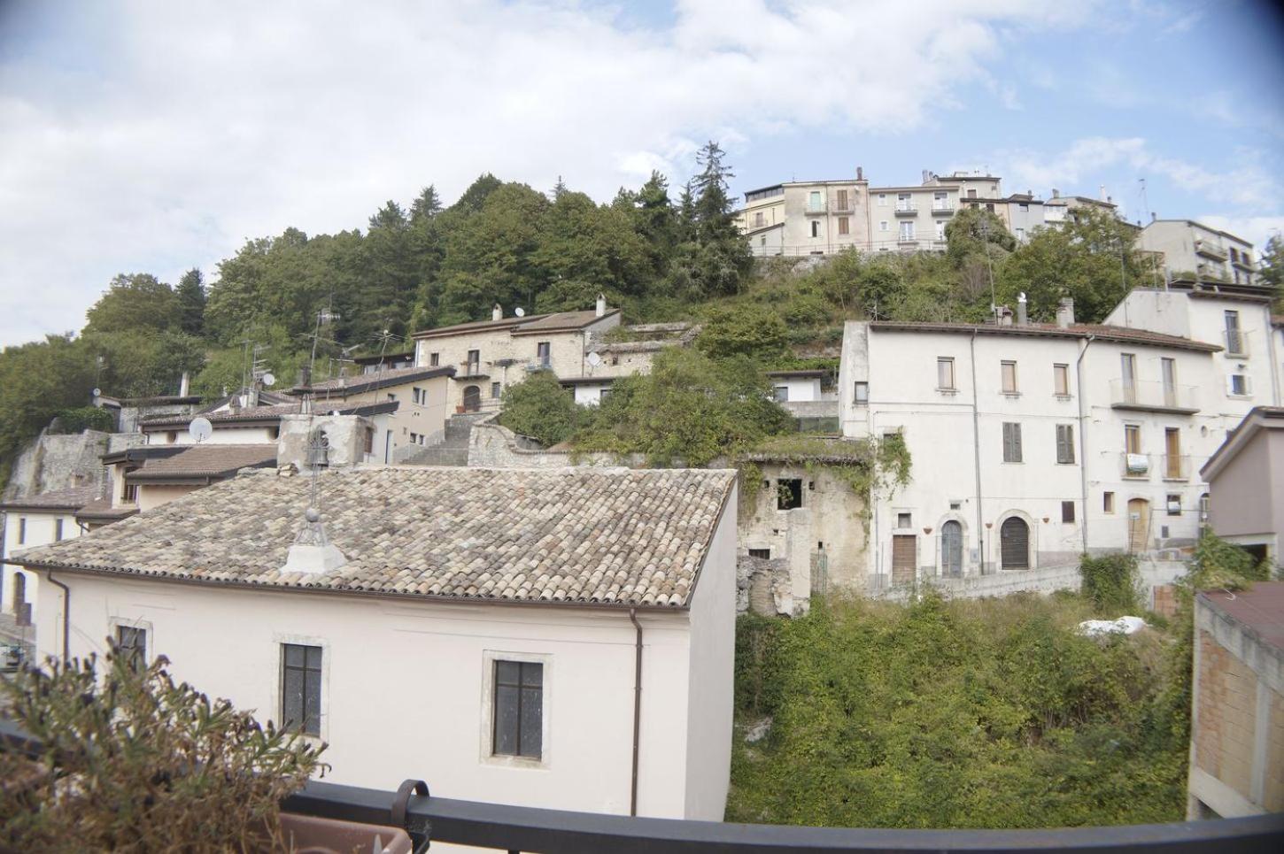 Casa Vacanze Donna Lucia Castel Di Sangro Exteriér fotografie